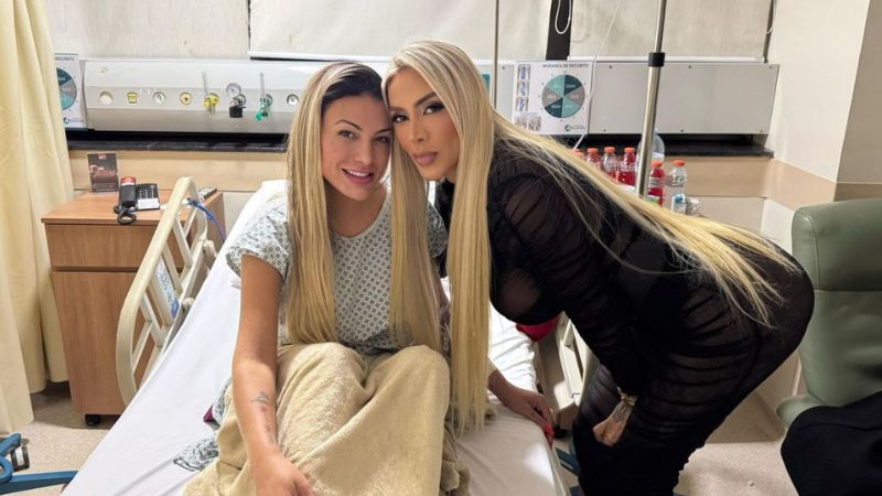 Trégua? Após briga, Andressa Urach recebe visita de Juju Ferrari no hospital: ‘Perdoar’