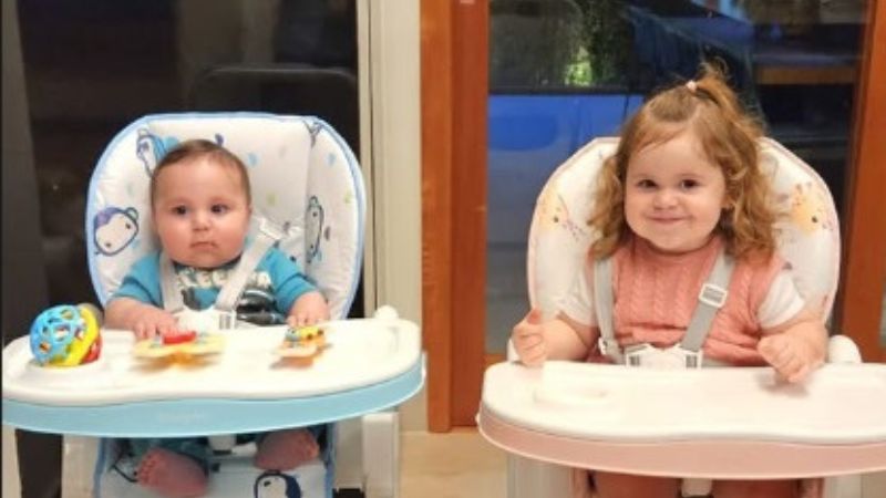 Viih Tube compartilha registro de Ravi e Lua e se declara: ‘Apaixonados um pelo outro’