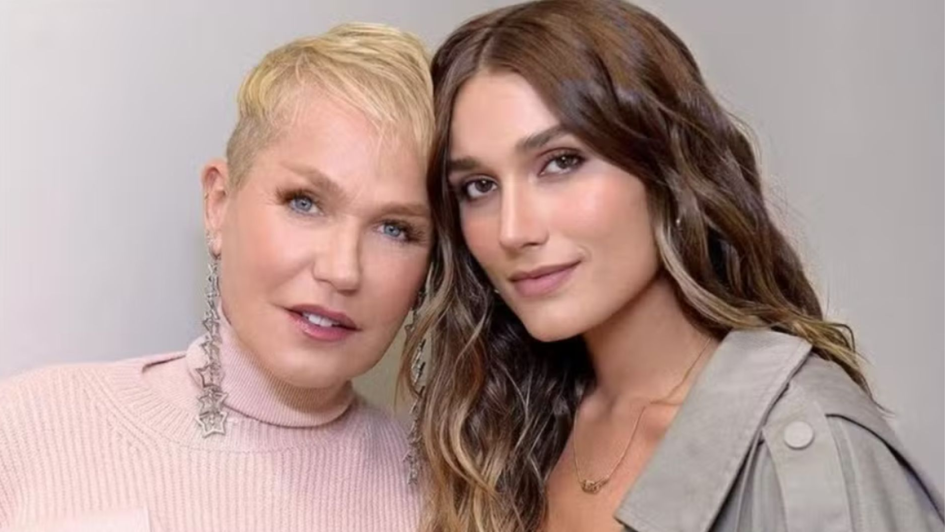 Xuxa revela que ainda dá banho em Sasha aos 28 anos: ‘Eu realmente lavo ela’