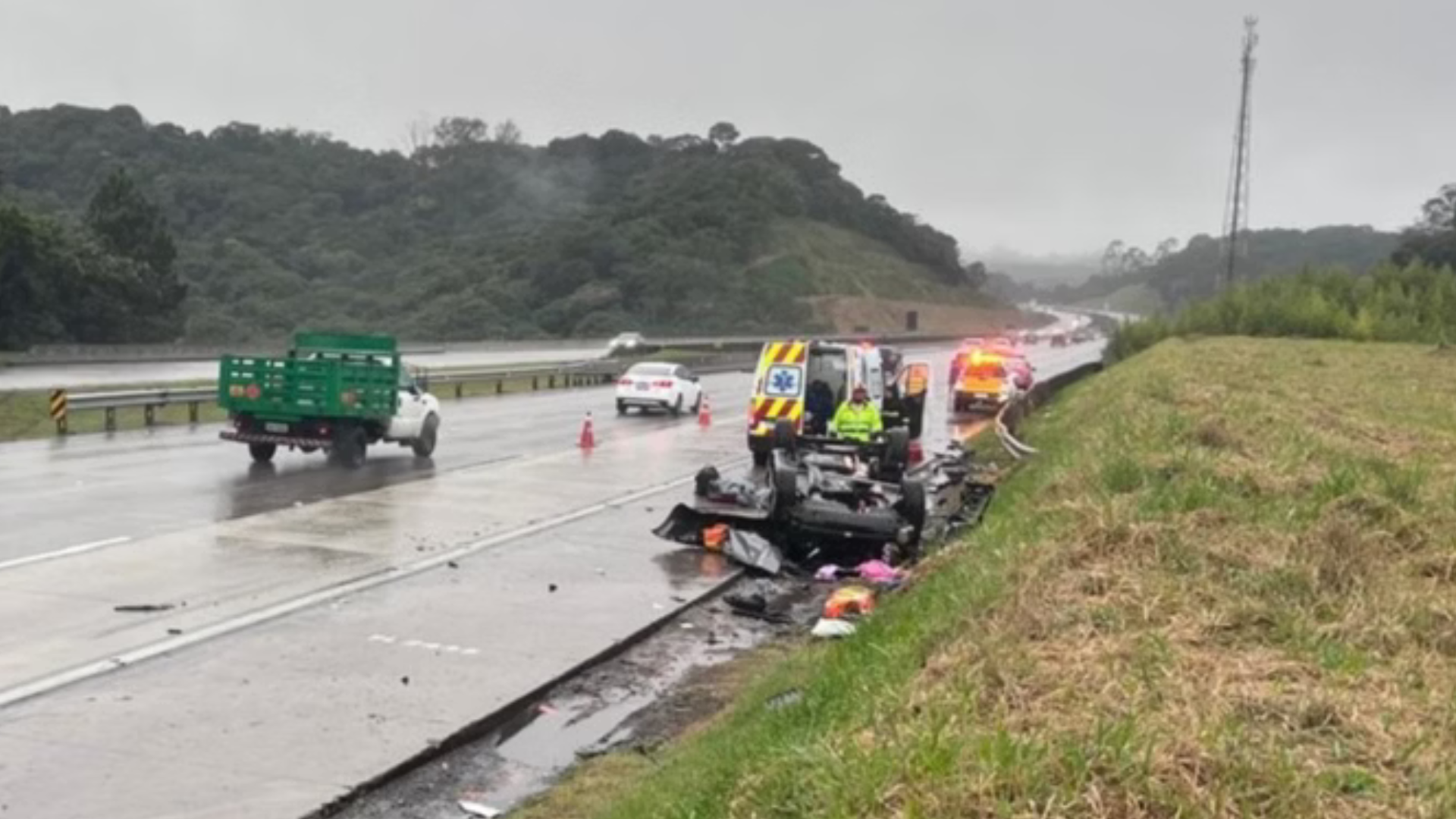 Acidente no Rodoanel de São Paulo deixa 4 mortos da mesma família e um ferido; entenda