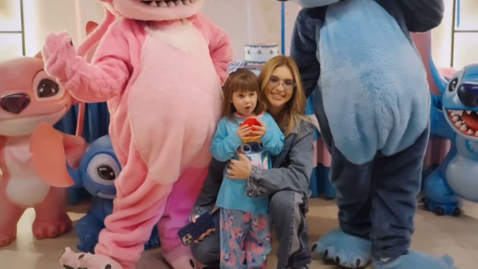 Após separação, Virginia comemora aniversário da filha sem Zé Felipe: ‘Faltando’