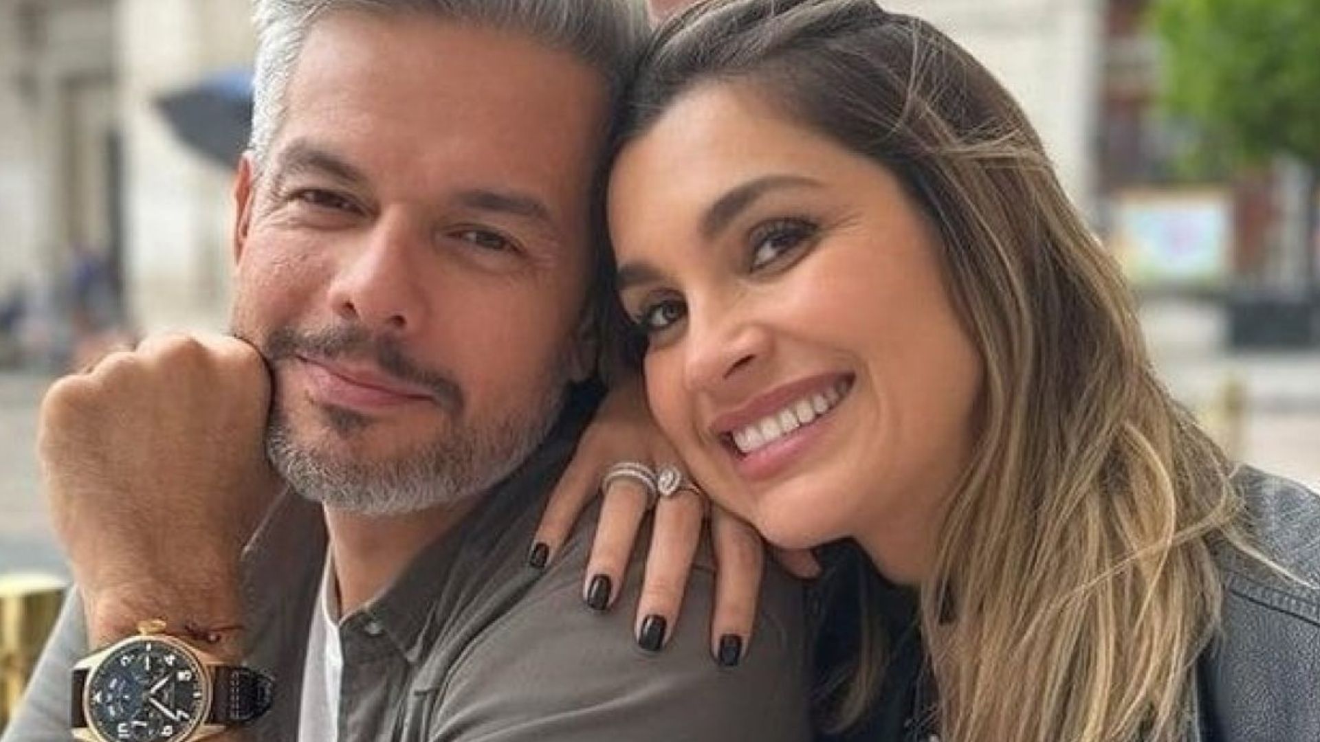 Otaviano Costa celebra 19 anos ao lado de Flávia Alessandra com referência icônica