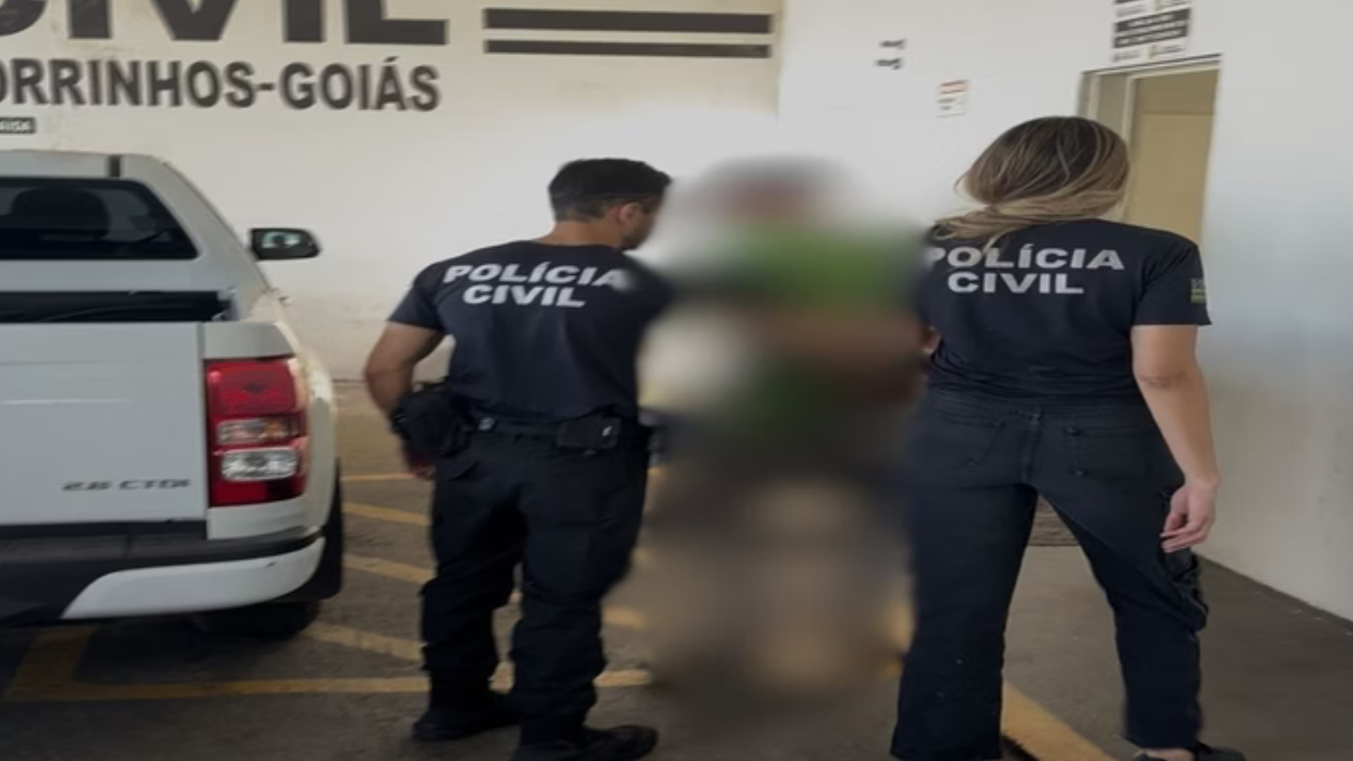 Horror! Pai obriga filho de 16 anos matar sua ex e é preso em Goiás