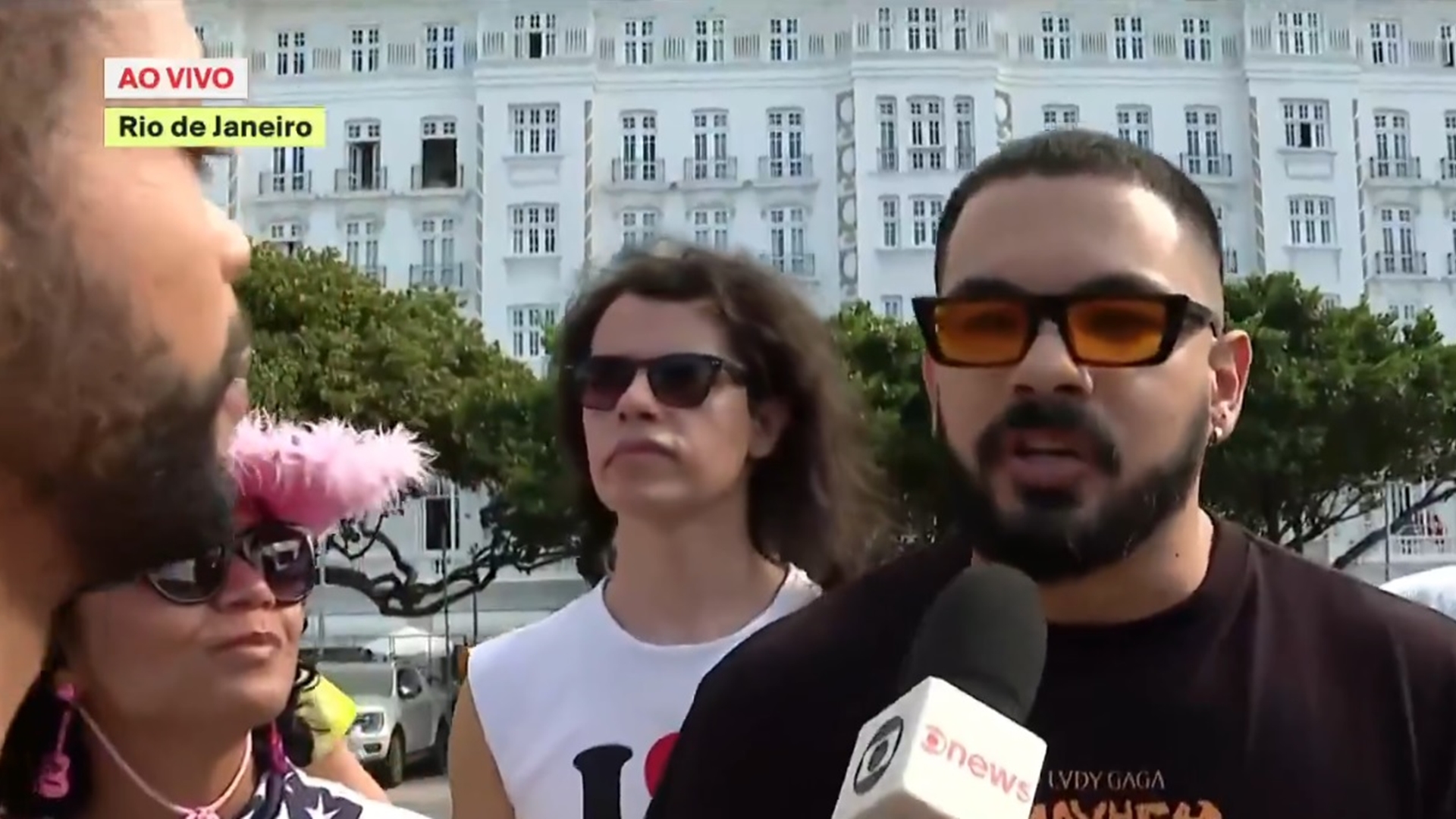 Fã de Lady Gaga fala ao vivo na Globo sobre ‘pacto’ com a cantora: ‘De tobogã direto para o inferno’