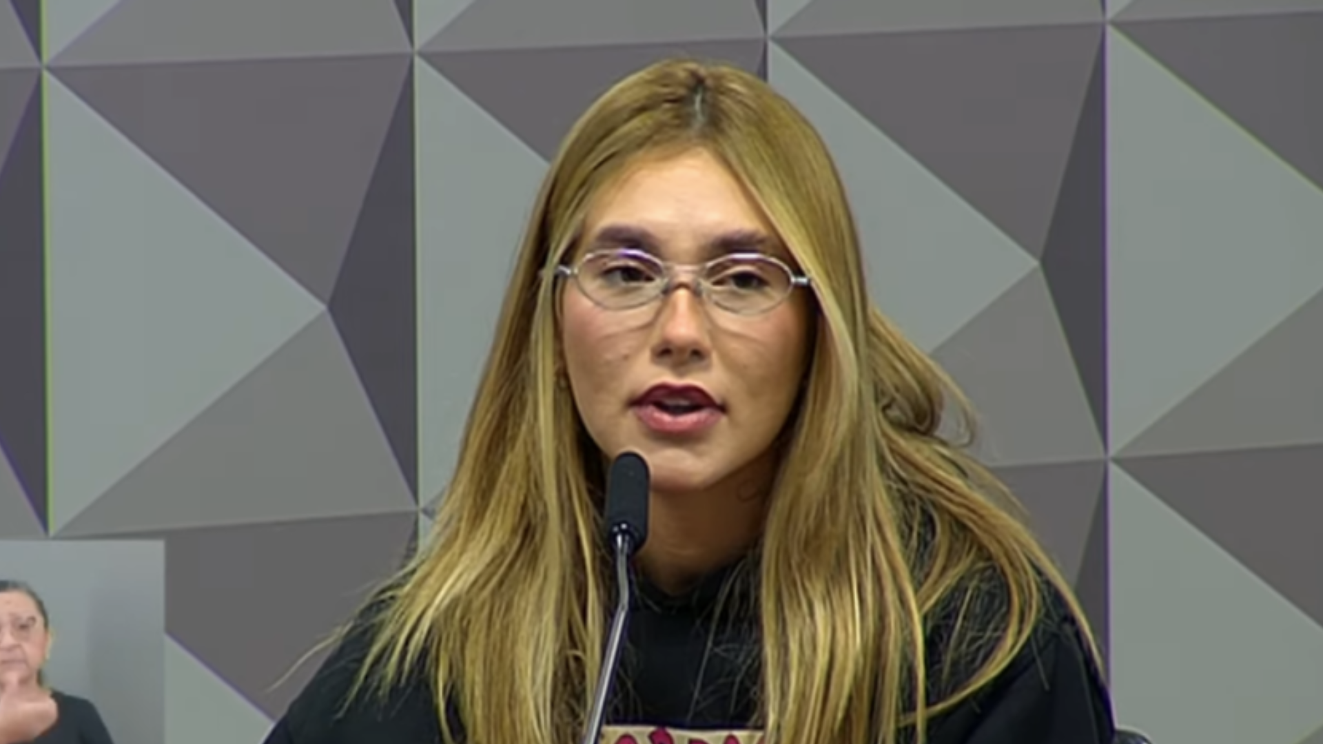 Virginia despenca nas redes e perde 130 mil seguidores após fala na CPI das Bets