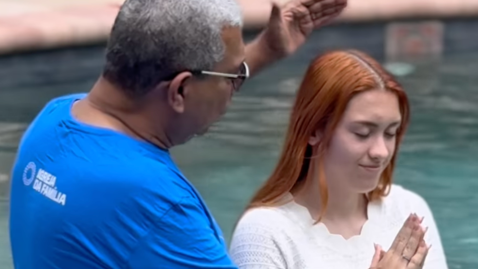 Filha de Gugu Liberato é batizada na igreja e confessa: ‘Tomei a decisão’