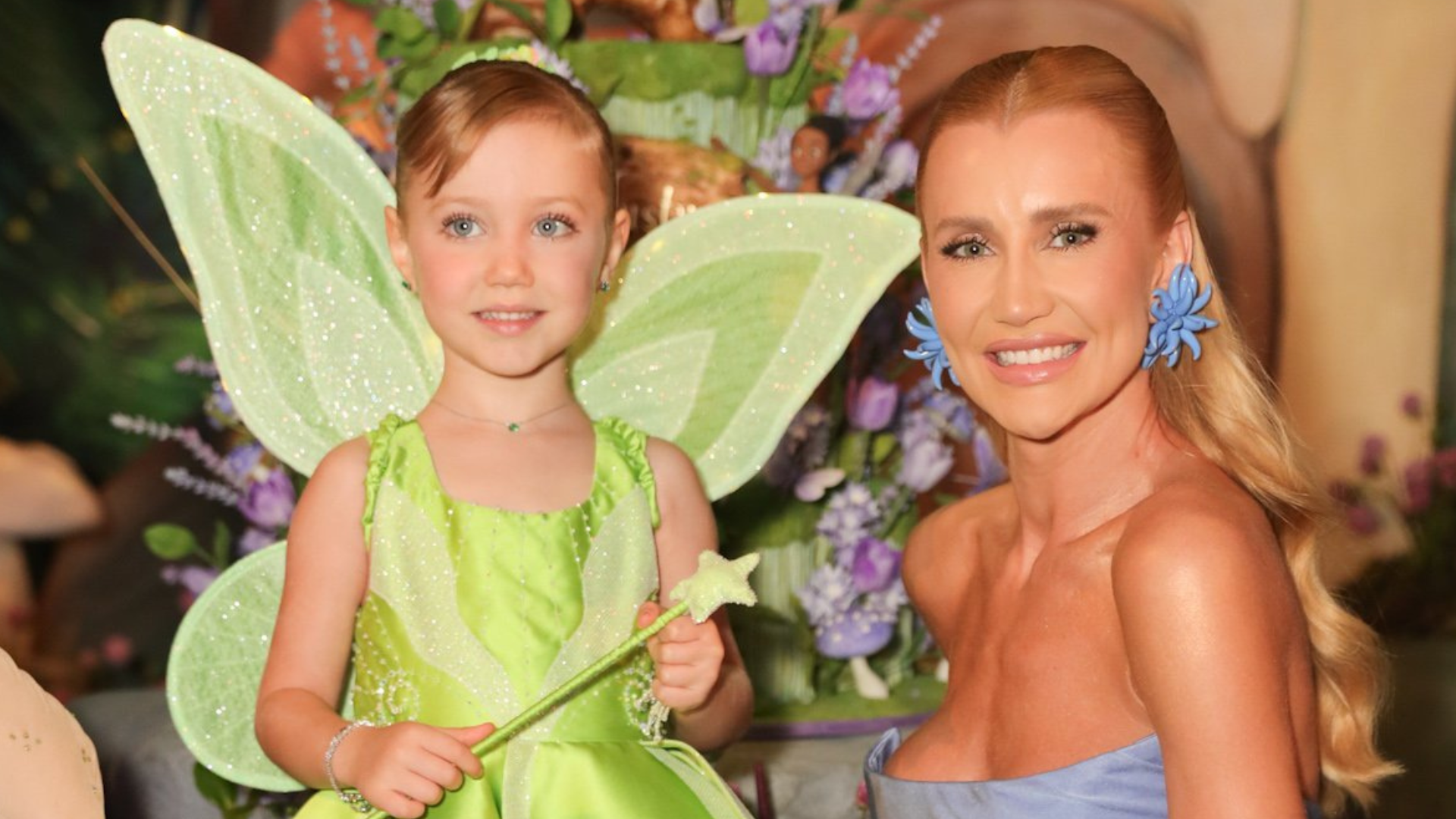 Vicky Justus comemora 5 anos com festa mágica da Sininho e show do Peter Pan: ‘Especial’
