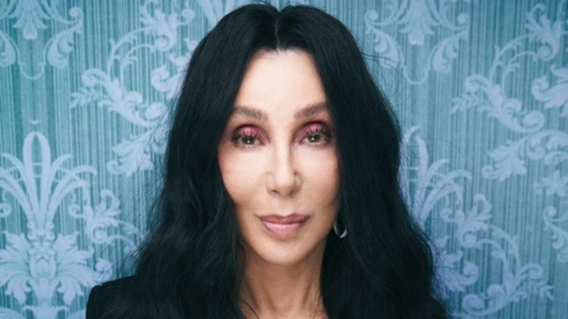 Filho da famosa cantora é internado às pressas com overdose