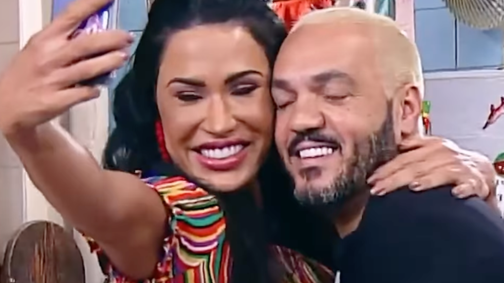 Gracyanne Barbosa revela motivo da família de Belo morar com ela