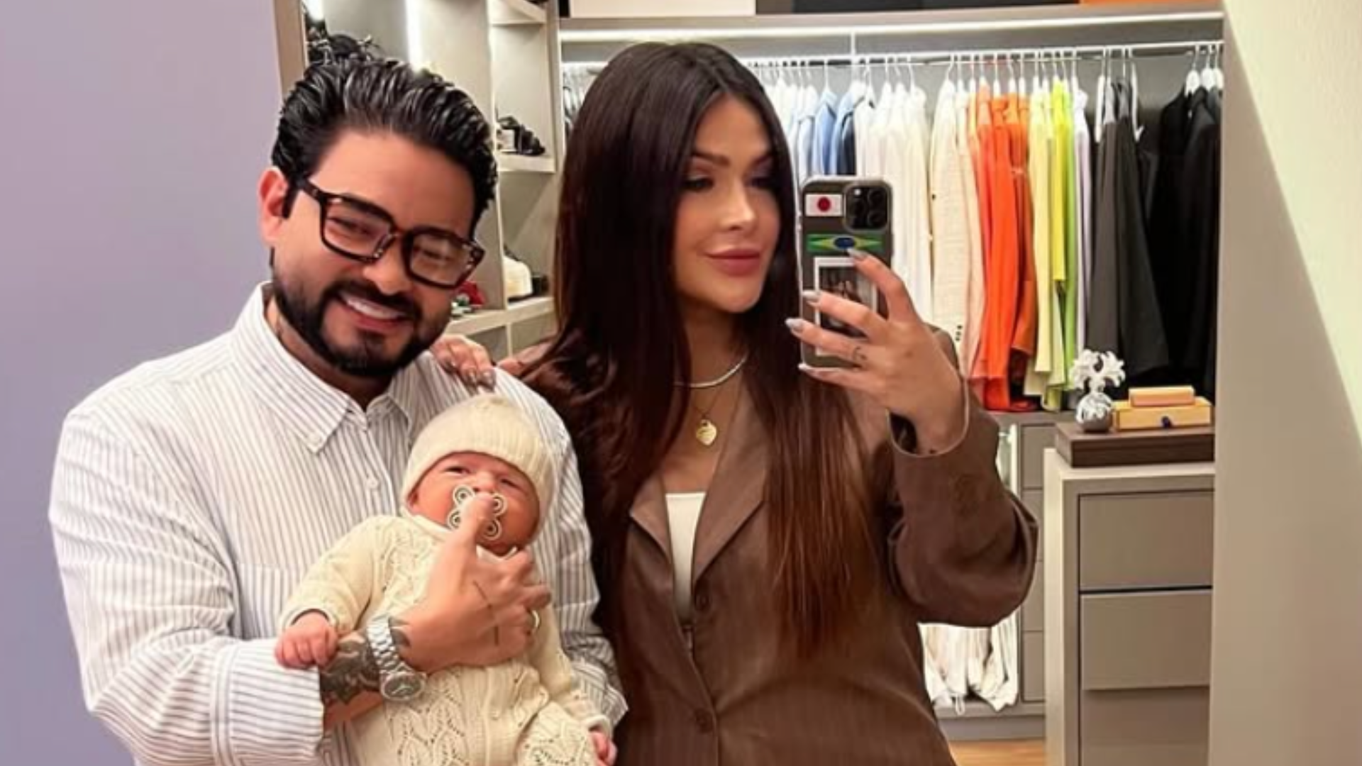 Ricaço! Yudi Tamashiro expõe casa luxuosa e conta como faz dinheiro: ‘Vender casas’