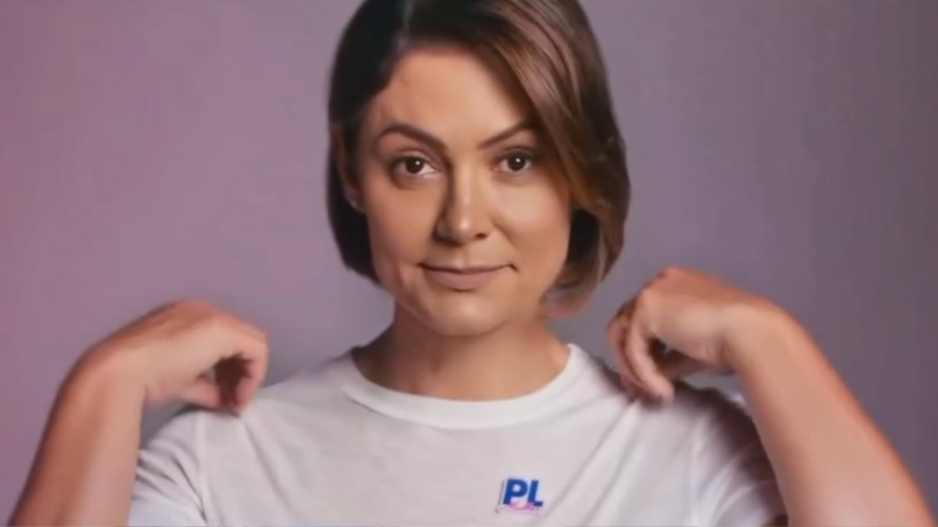 Polêmica! Michelle Bolsonaro abre processo após ser chamada de ‘ex-garota de programa’
