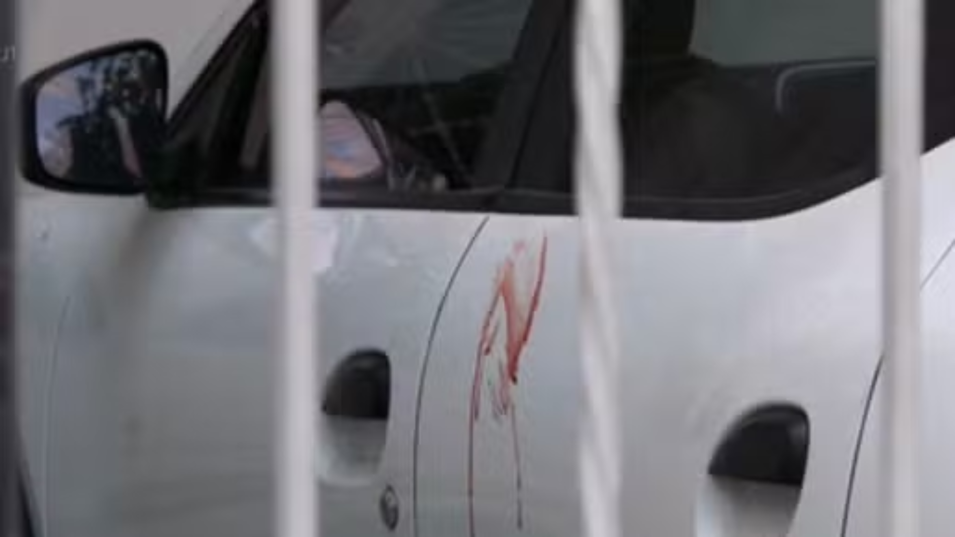 Criminoso atira em vítima de assalto por não ter modelo de iPhone que ele queria