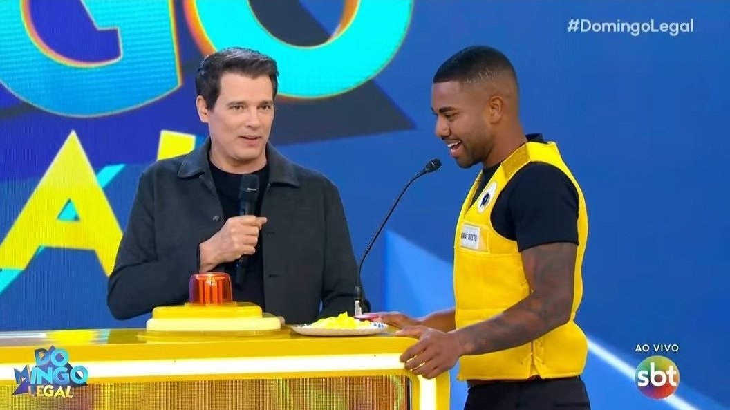 Erro de português do ex-BBB Davi viraliza no ‘Passa ou Repassa’: ‘Sabe escrever?’