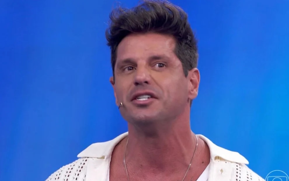 Voltou a andar? Ex-BBB Fernando Fernandes revela sua reação ao ficar de pé