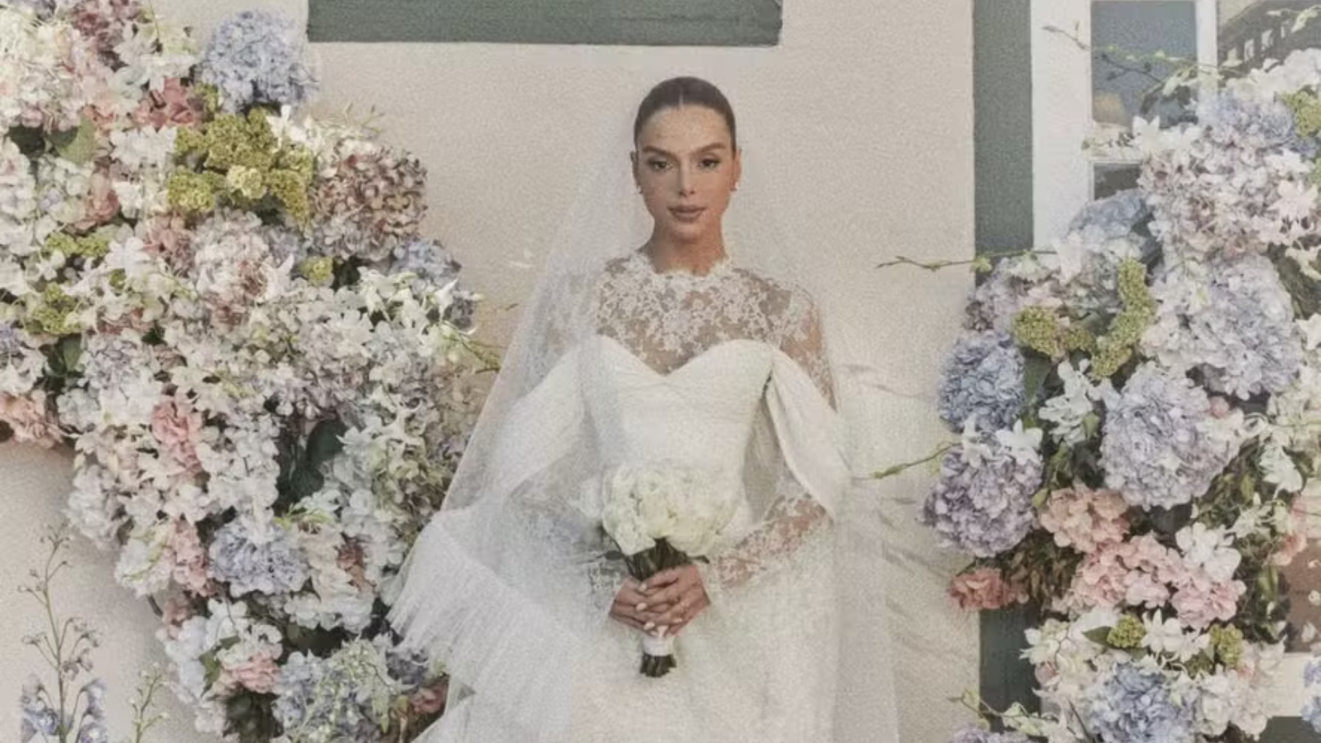 FOTOS! Giovanna Lancellotti e Gabriel David se casam pela segunda vez