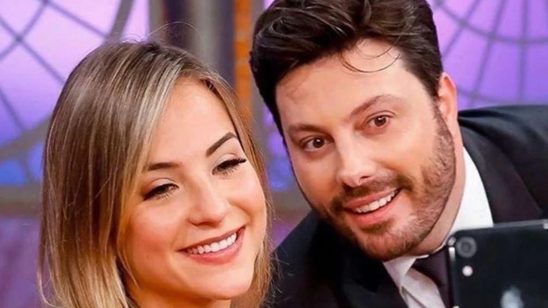 Gabi Martins revela flerte com Danilo Gentili e explica motivo de não ter dado certo
