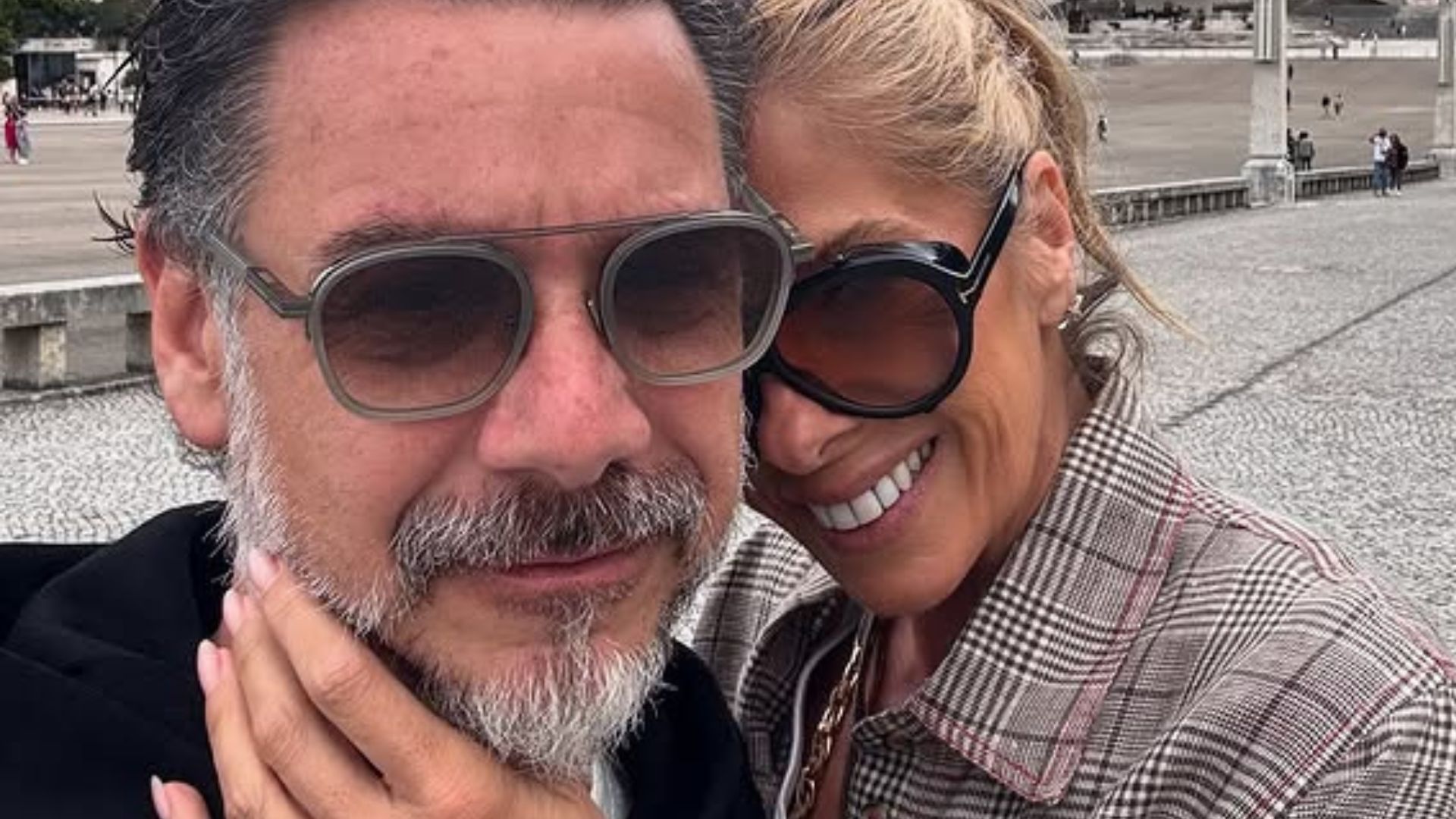 Adriane Galisteu expõe reação do marido ao querer mais filhos: ‘Fiquei sozinha’