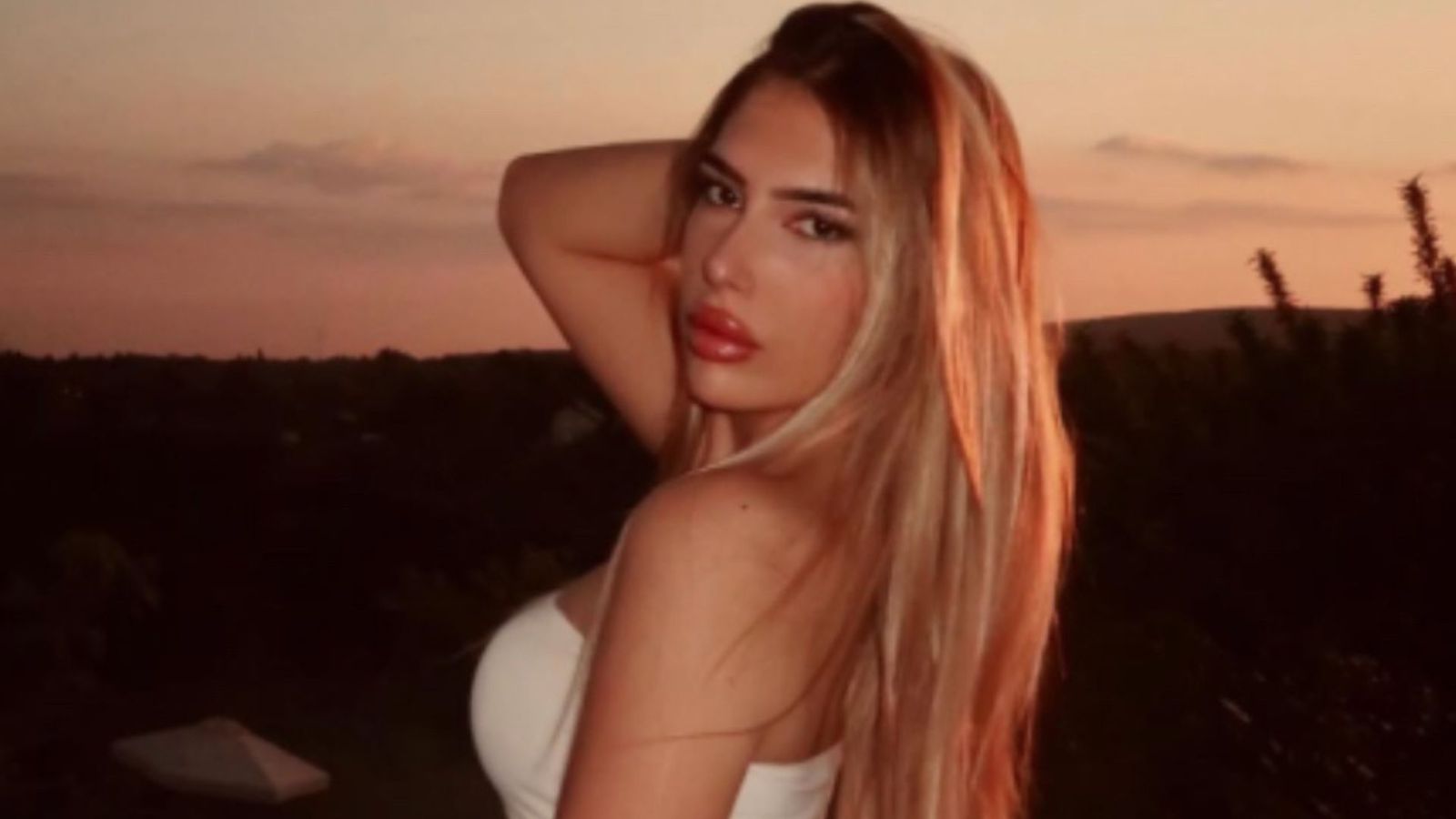 Cinto soltou! Quem era modelo de 19 anos que morreu em voo radical?