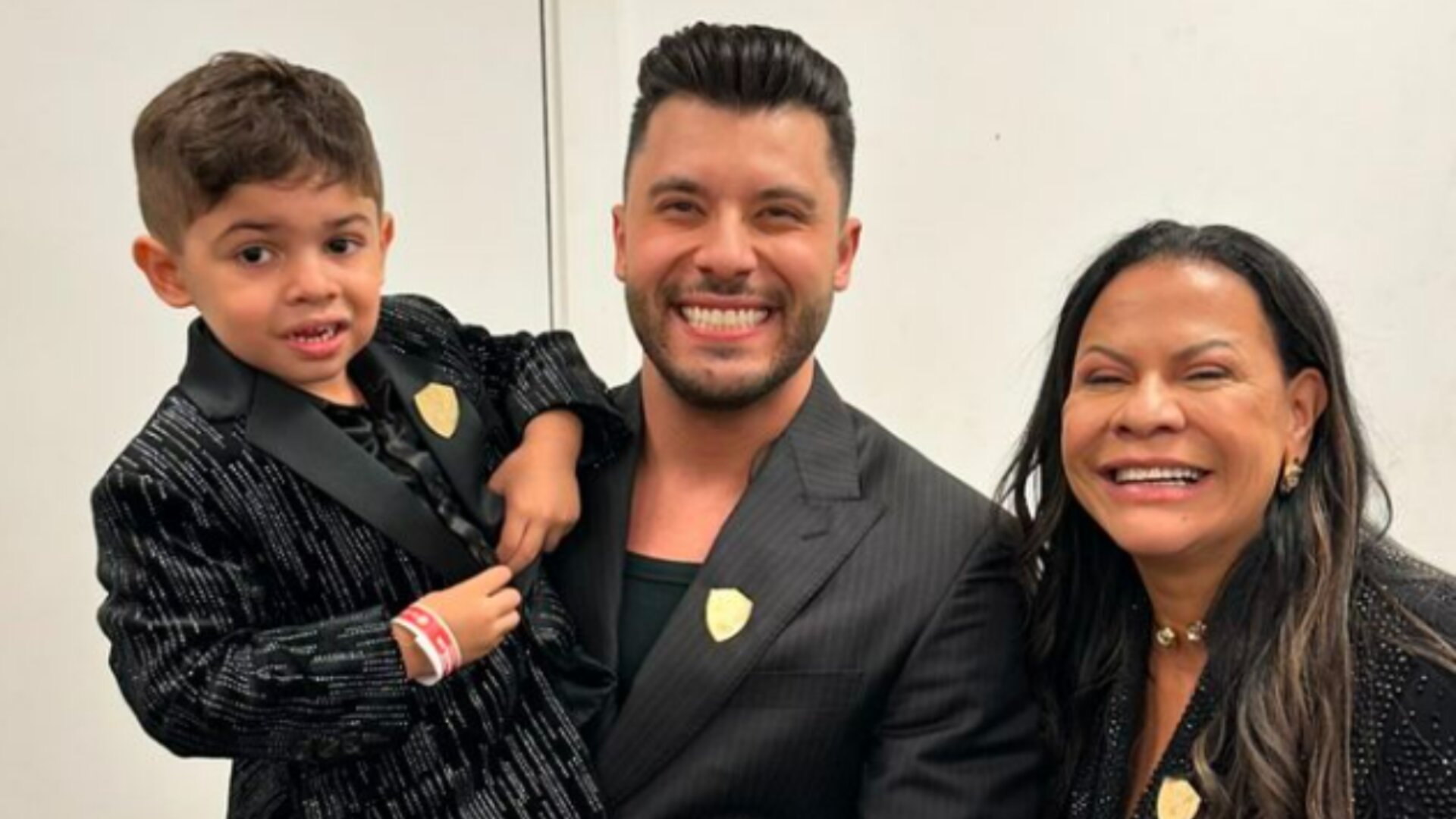 Dona Ruth quebra silêncio após Murilo Huff pedir a guarda total do filho