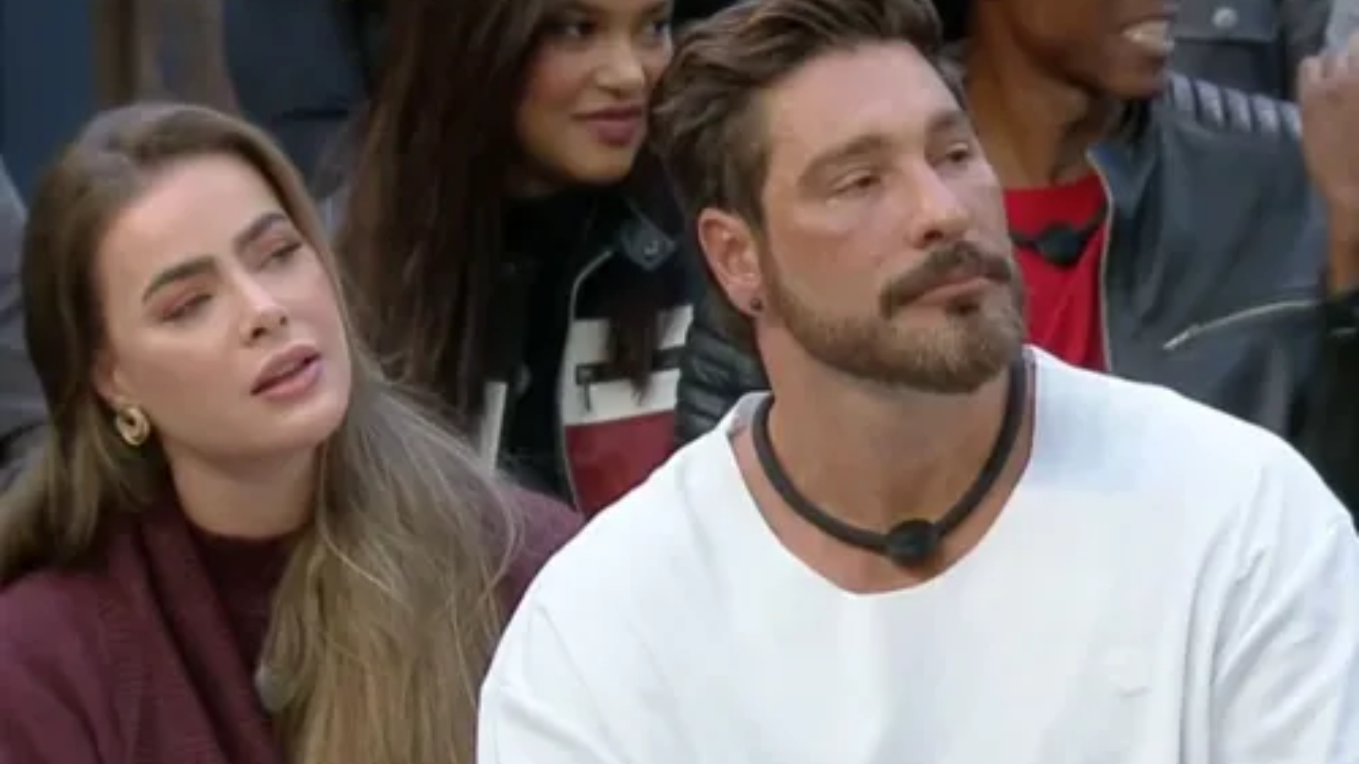 Power Couple: Victor erra e coloca maior prêmio da temporada em risco