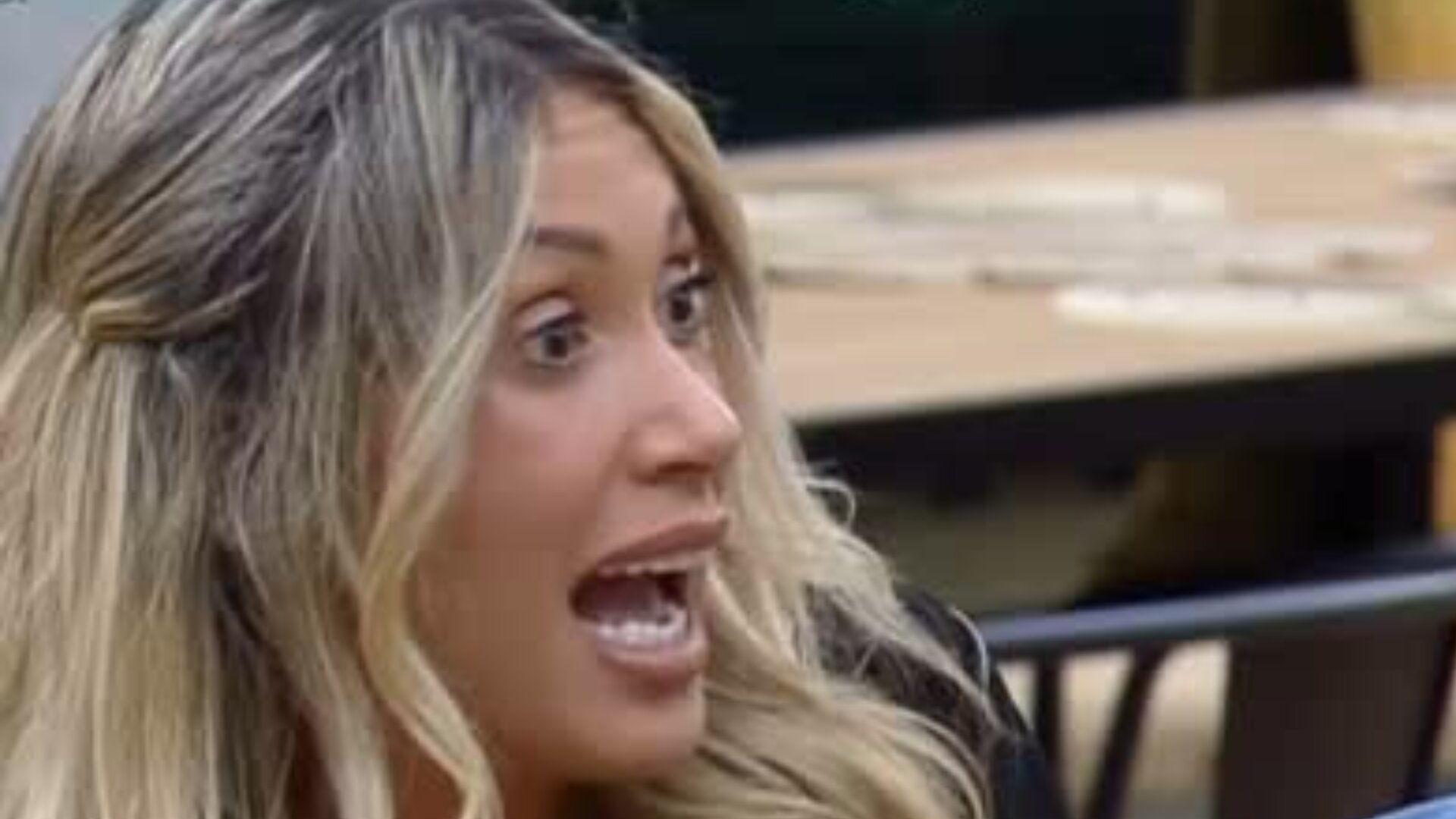 ‘Power Couple’: Talira se revolta e parte para cima de rivais