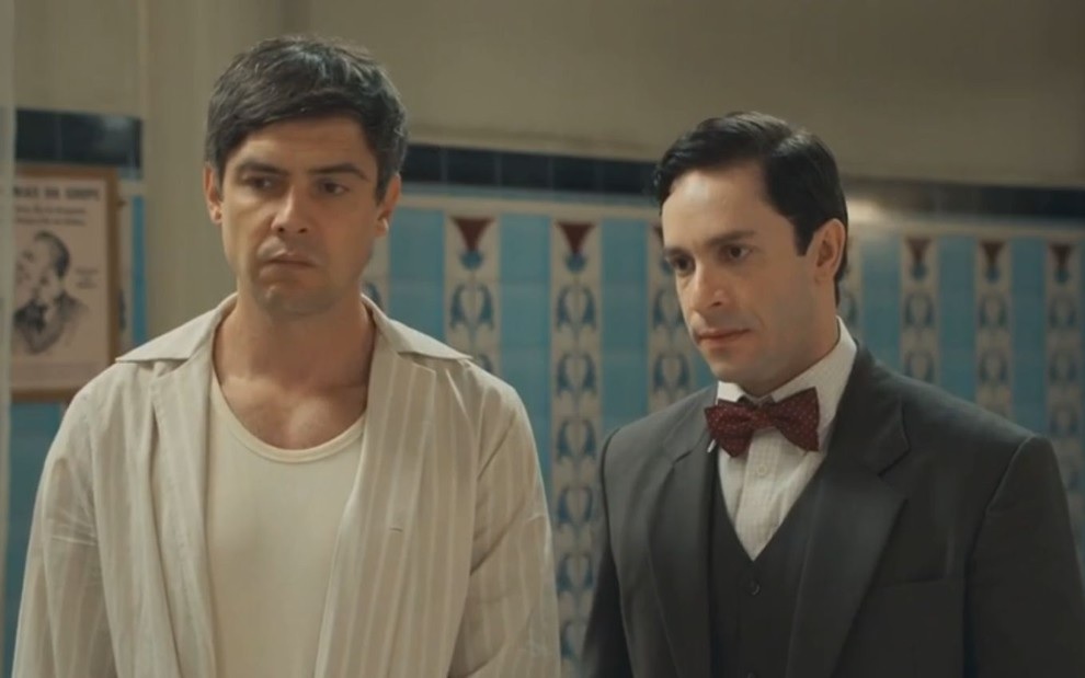 Candinho flagra traição e pisa em Celso na novela ‘Eta Mundo Melhor’