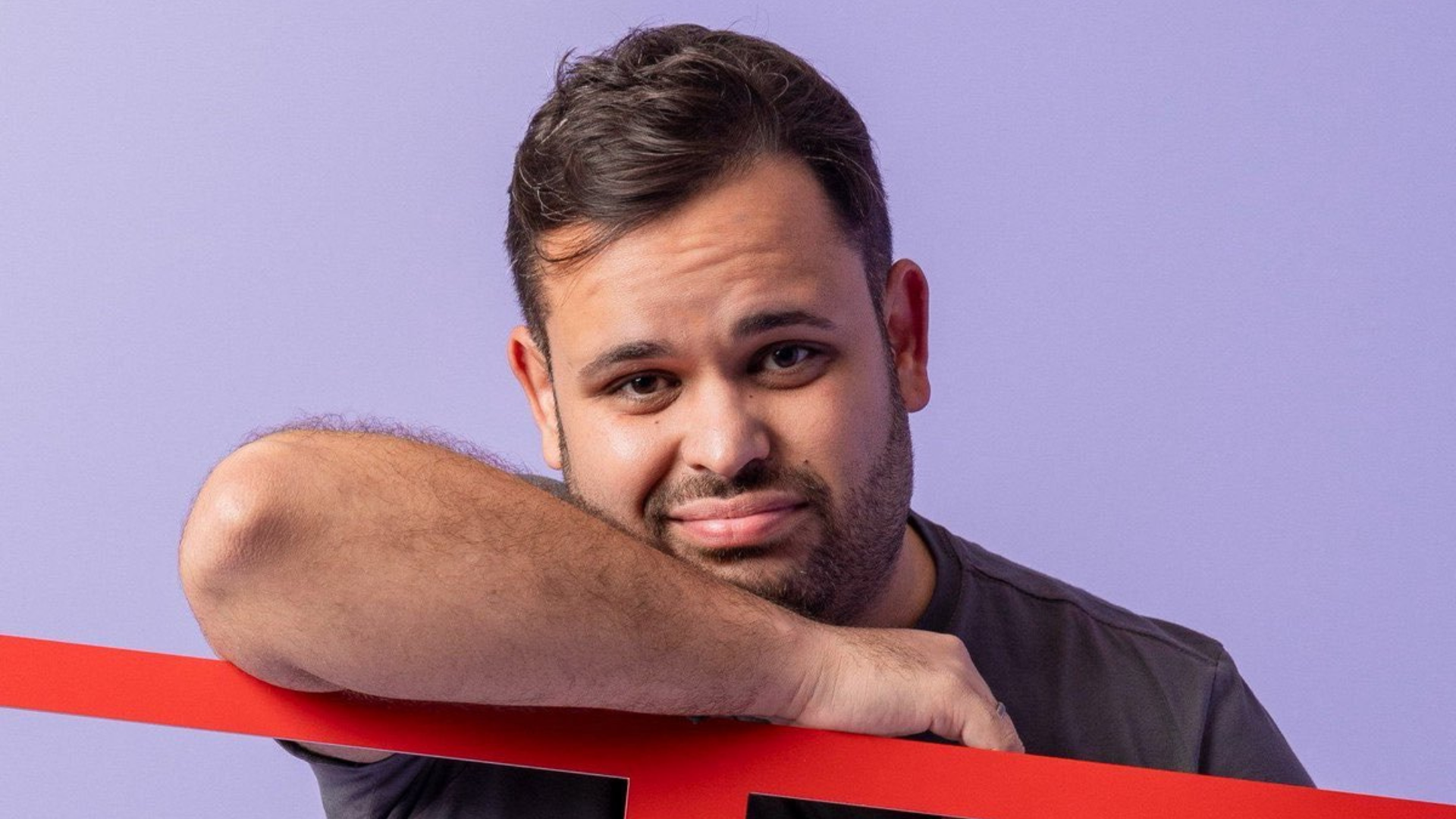 Ex-BBB Michel Nogueira revela bastidores de pós-reality como motorista de aplicativo: ‘Não tem glamour’