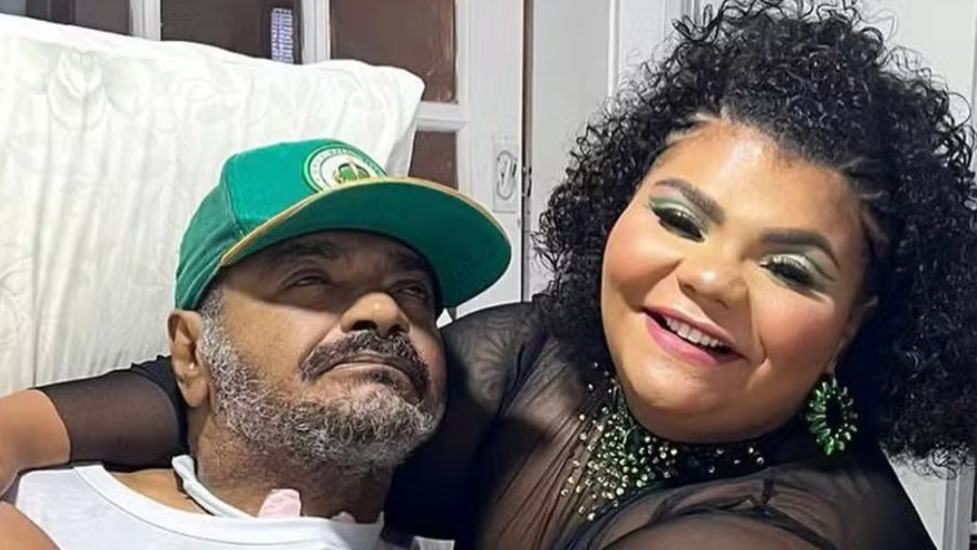Filha de Arlindo Cruz nega boato de morte do pai: ‘Pessoas são muito chatas’