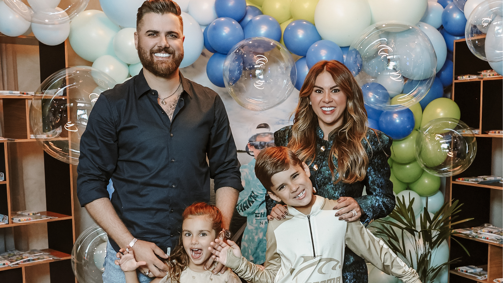 Zé Neto comemora aniversário do filho de 8 anos com festa intimista e temática