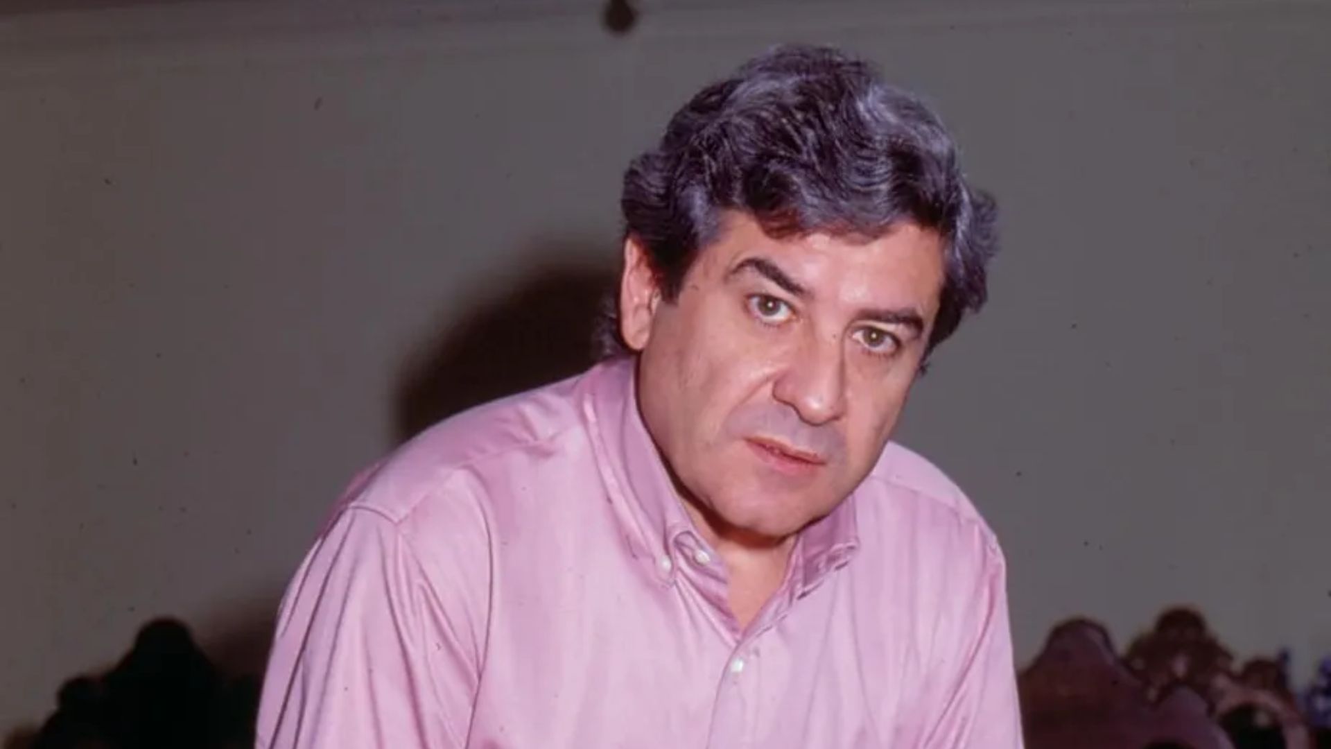 Diretor de novela pioneira recebeu afronte após ganhar prêmio há 59 anos