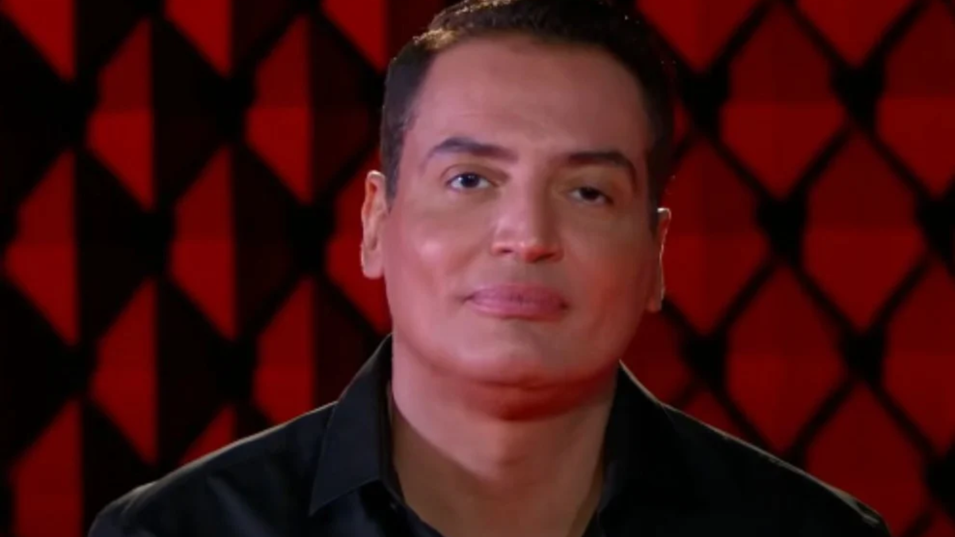 Leo Dias revela qual celebridade polêmica que ele se arrepende de ter dado fama