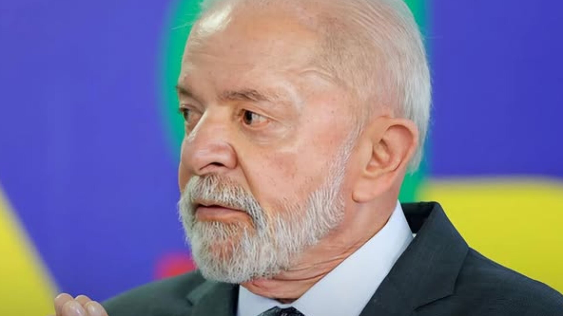 Vidente faz previsão ‘assustadora’ sobre Lula e choca a internet; veja