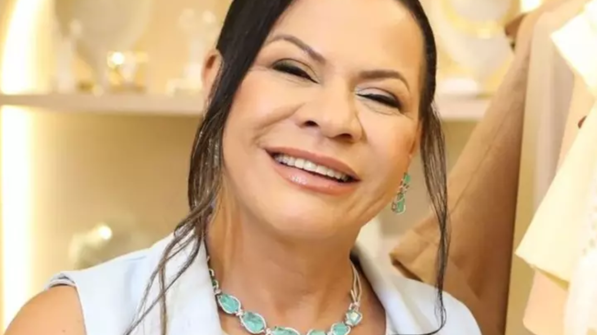 Abalada, mãe de Marília é flagrada aos prantos após perder a guarda do neto
