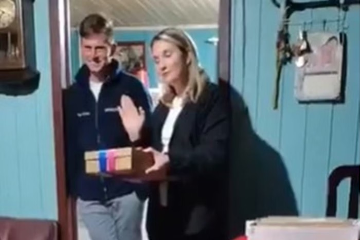 Mulher faz chá revelação fake para revelar traição do marido; veja reação