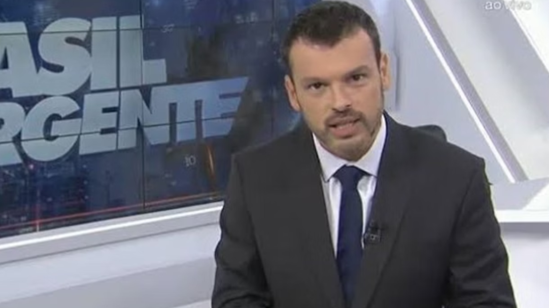 Band toma decisão sobre repórter que empurrou jornalista da Record durante entrevista