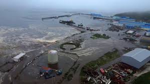 Tsunami gigante atinge costa da Rússia após terremoto de 8.8; vídeo impressiona o mundo