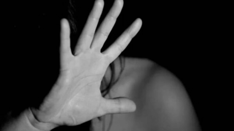 Conselheira tutelar é investigada por coagir menina abusada pelo pai