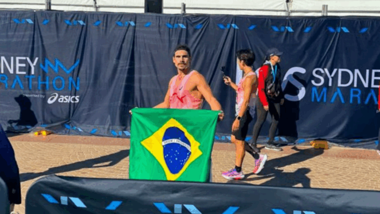 ELE CONSEGUIU! Nicolas Prattes é o brasileiro mais bem colocado na Maratona de Sydney