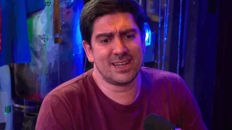 Marcelo Adnet desabafa e diz que foi abusado na infância: ‘Me ameaçou’