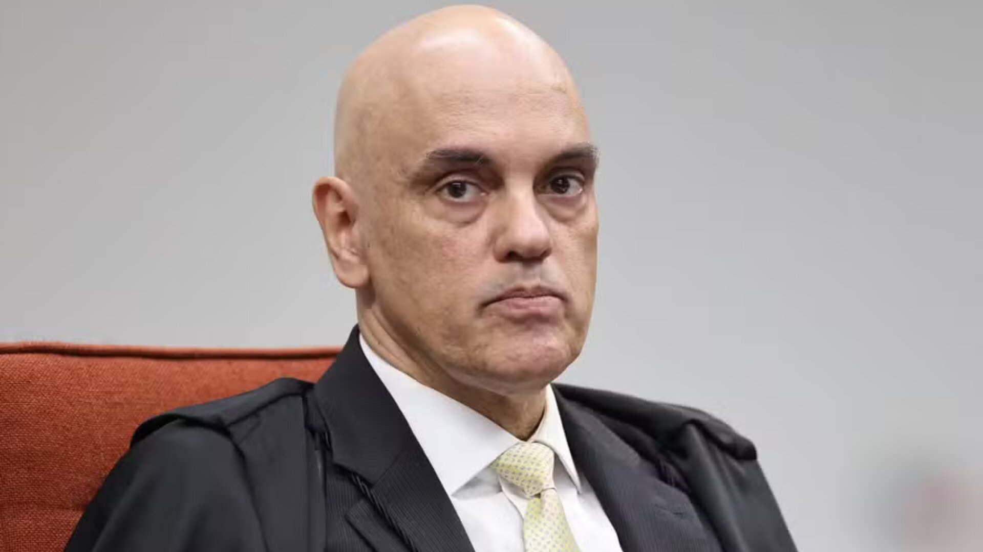 Vidente surpreende com previsão chocante para Alexandre de Moraes