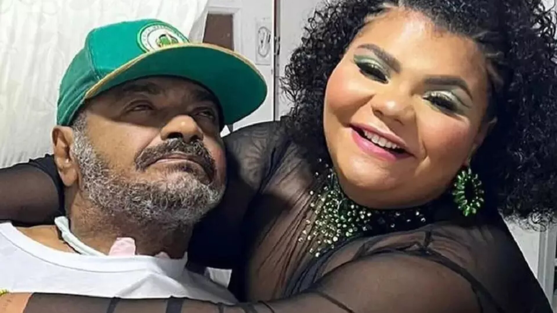Antes da morte do pai, filha de Arlindo Cruz comoveu a web com revelação: ‘Tem muita vontade…’