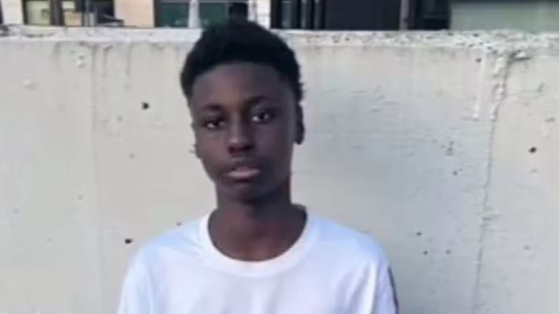 Homicídio por dívida! Menino de 13 anos morre afogado após ser jogado no rio por amigo