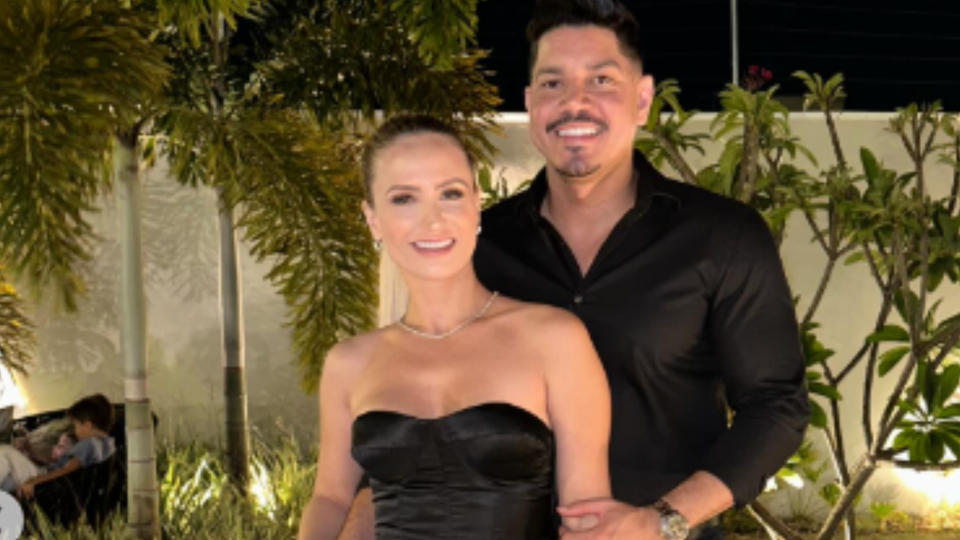 Cantor sertanejo se pronuncia após esposa ser investigada por elo com facção