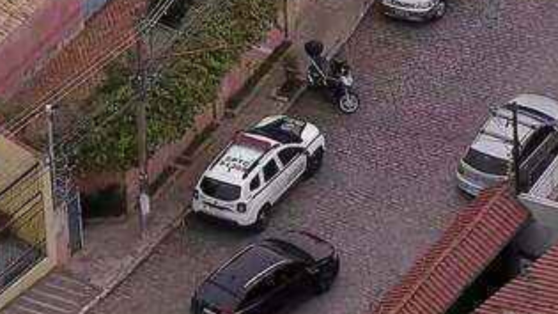 Mulher é morta a tiros dentro de casa em SP; motivo é revelado