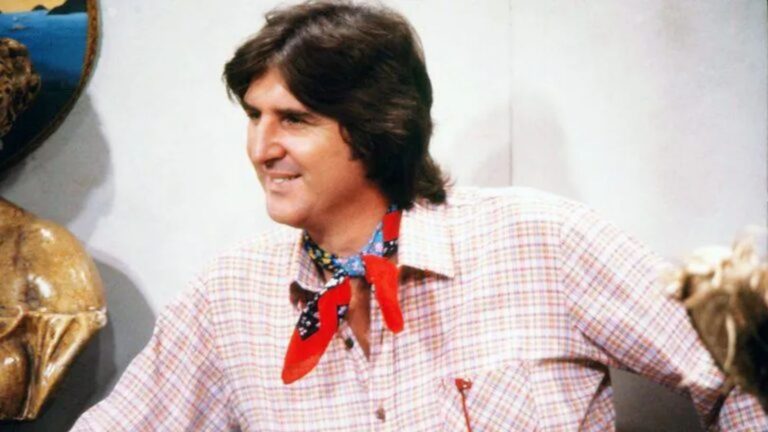 Sérgio Reis atuou em obra da Globo pela primeira vez há 42 anos