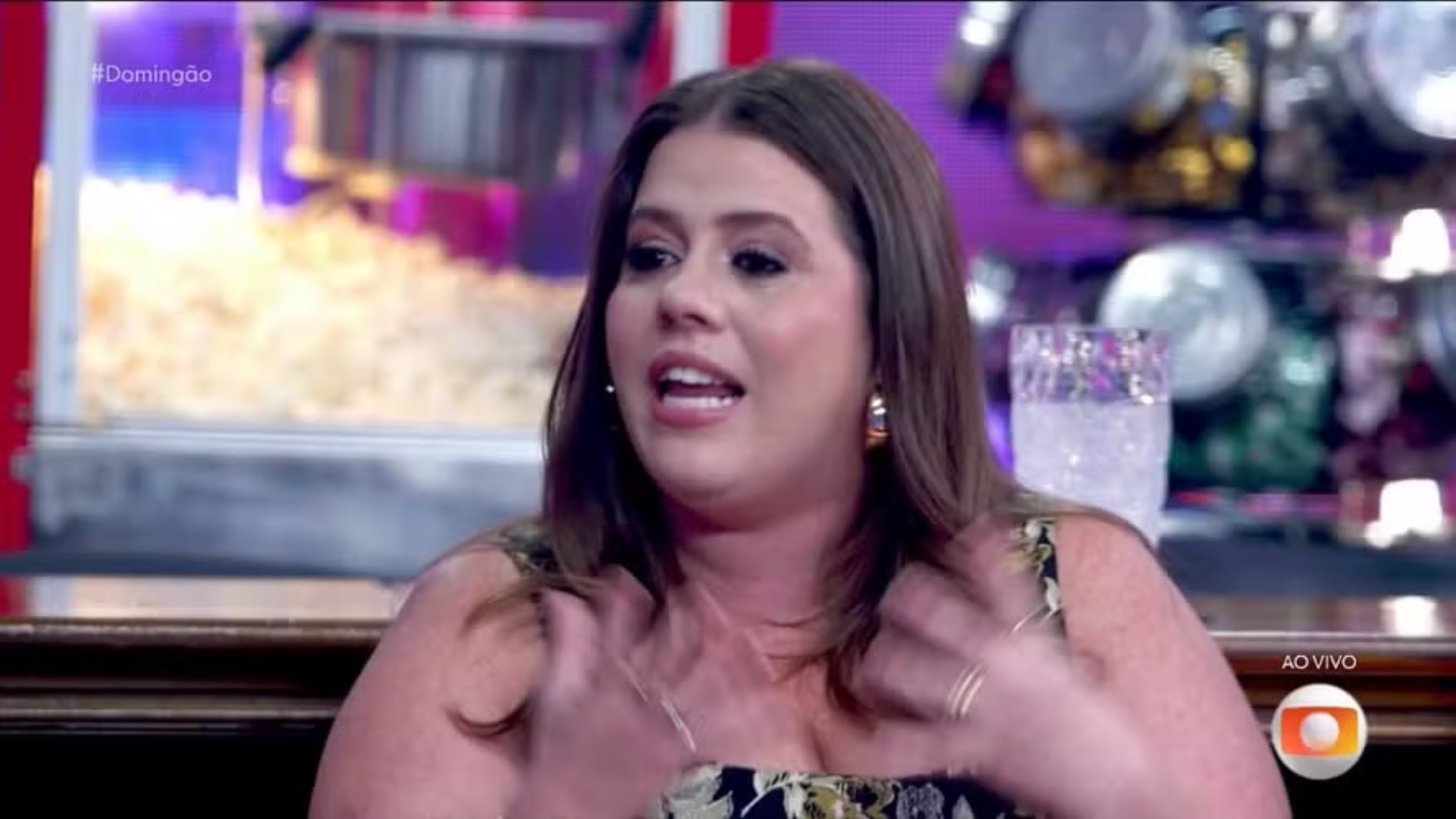 Tati Machado desabafa e chora muito em homenagem de Luciano Huck no ‘Domingão’