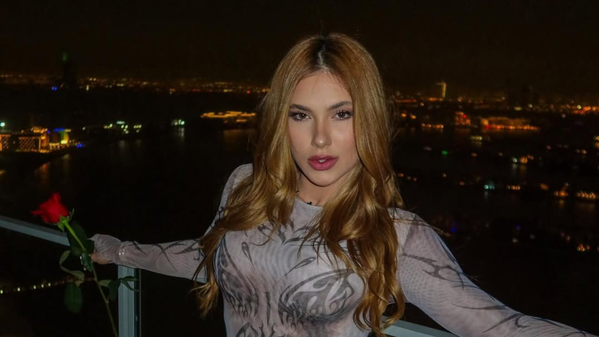 Virginia ganha relógio de luxo e bilhete misterioso vaza na web; veja