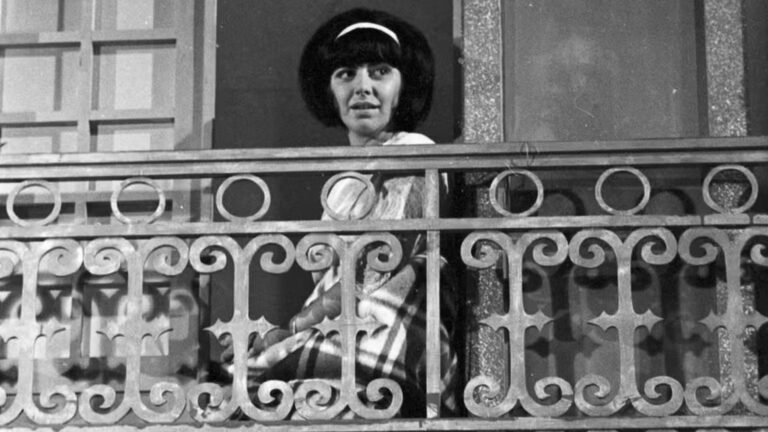 Primeira novela de Marília Pêra se tornou mídia perdida; relembre