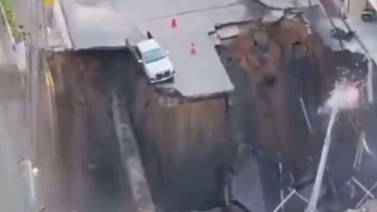 Cratera se abre em avenida movimentada; veja o vídeo