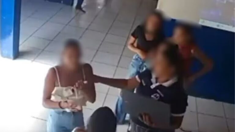 VÍDEO: Vaza imagem de menina espancada na escola pedindo socorro
